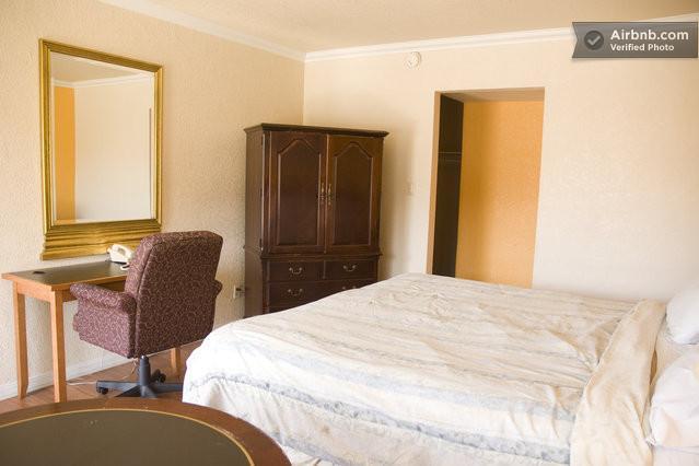 Holiday Motel - Fresno Phòng bức ảnh