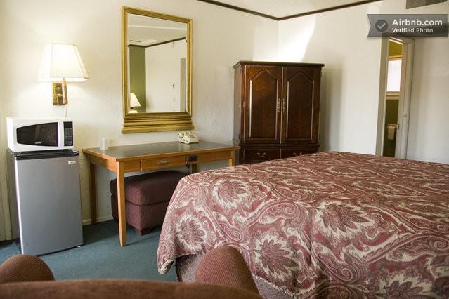 Holiday Motel - Fresno Ngoại thất bức ảnh